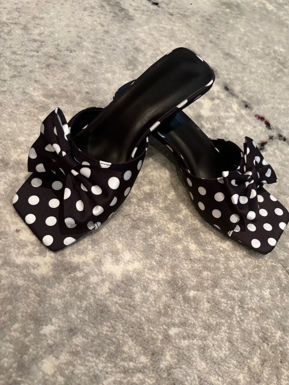 Black and White Polka Dot Bow Kitten Heel Mules size 6 - Picture 4 of 8